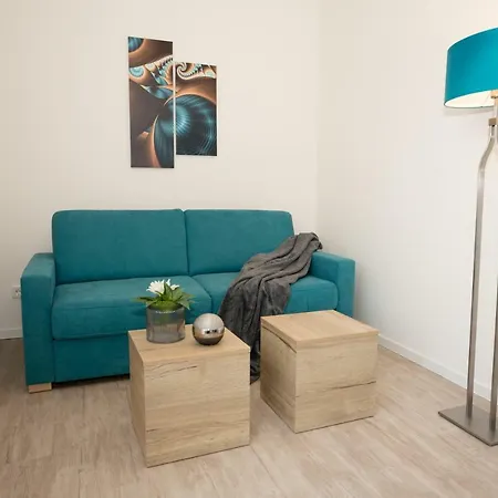 @home Boardinghouse 4*