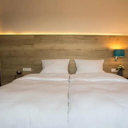 @home Boardinghouse Apart-hotel